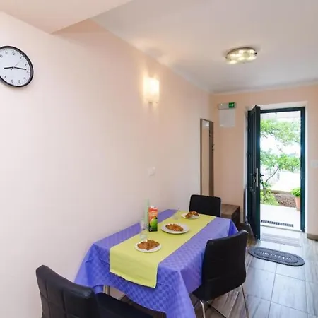 Lena & Lara - One-bedroom With Terrace And Sea View * Dubrovnik