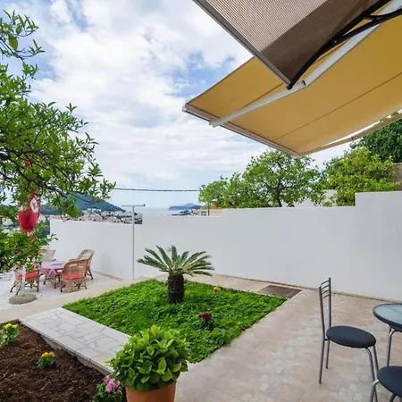 Apartment Lena & Lara - One-bedroom With Terrace And Sea View